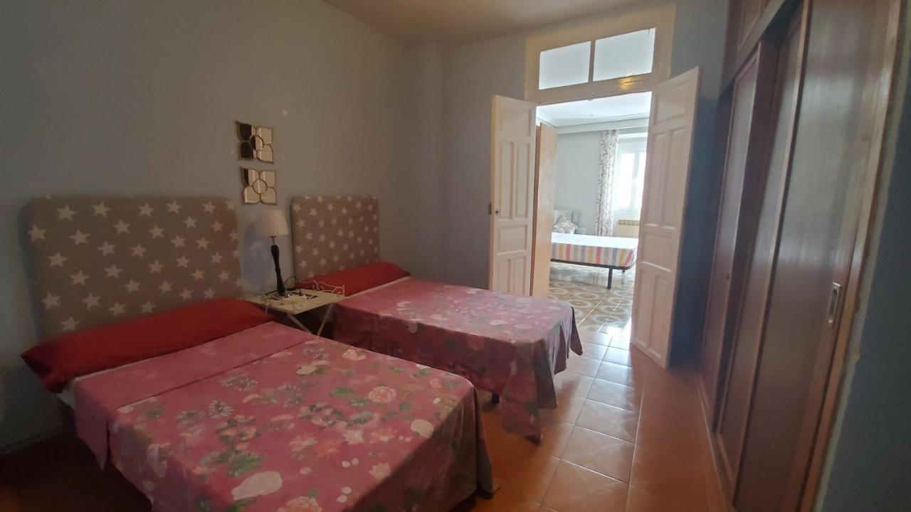 Hostal Martes Caceres Plaza Mayor - Tercer Piso Sin Ascensor Екстериор снимка